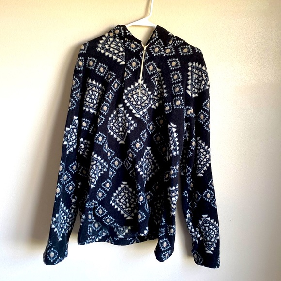 Tops - Black and brown fleece jacket with quarter zipper